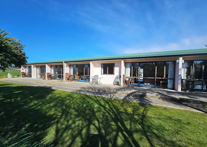 Karamea Hotel